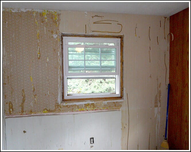 wallpaper paneling. of wallpaper off {this
